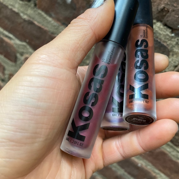 KOSAS Liquid Eyeshadow in Element (Purple) - Picture 5 of 7